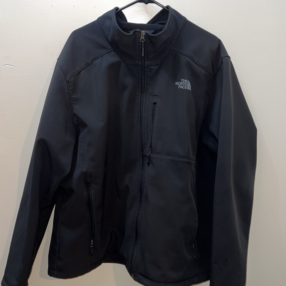 The North Face men’s 2XL soft shell jacket